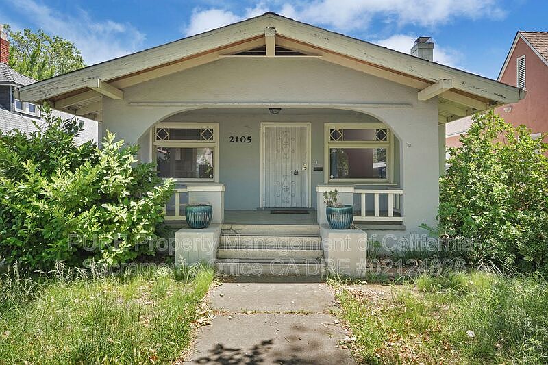 1st image of 2105 23rd St