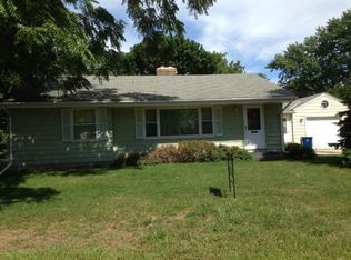 5116 Lakeside Ave N, Crystal, MN 55429