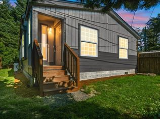648 S Coral St, Rockaway Beach, OR 97136