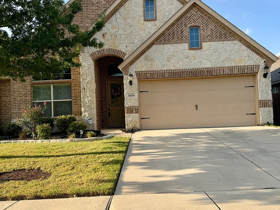 5116 Chisholm View Dr