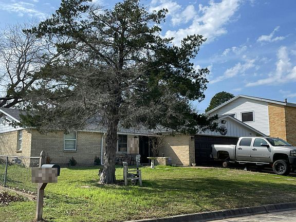 4th image of 313 Bowles Ct