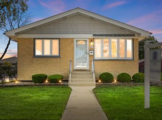 10605 Sycamore Dr, Chicago Ridge, IL 60415