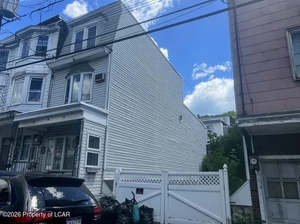 324 E Pine St, Mahanoy City, PA 17948