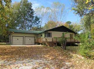 611 Spring Valley Dr, Windsor, MO 65360