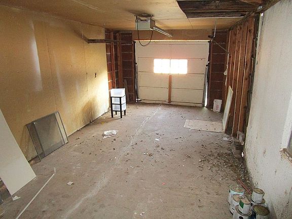 3rd image of 515 W McLain St
