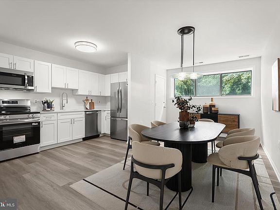 3rd image of 4 Winners Cir APT 1A