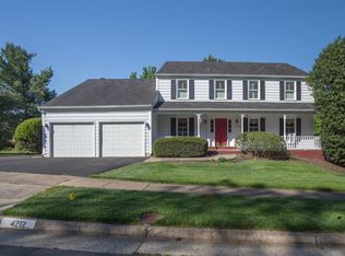 4212 Whitacre Rd, Fairfax, VA 22032