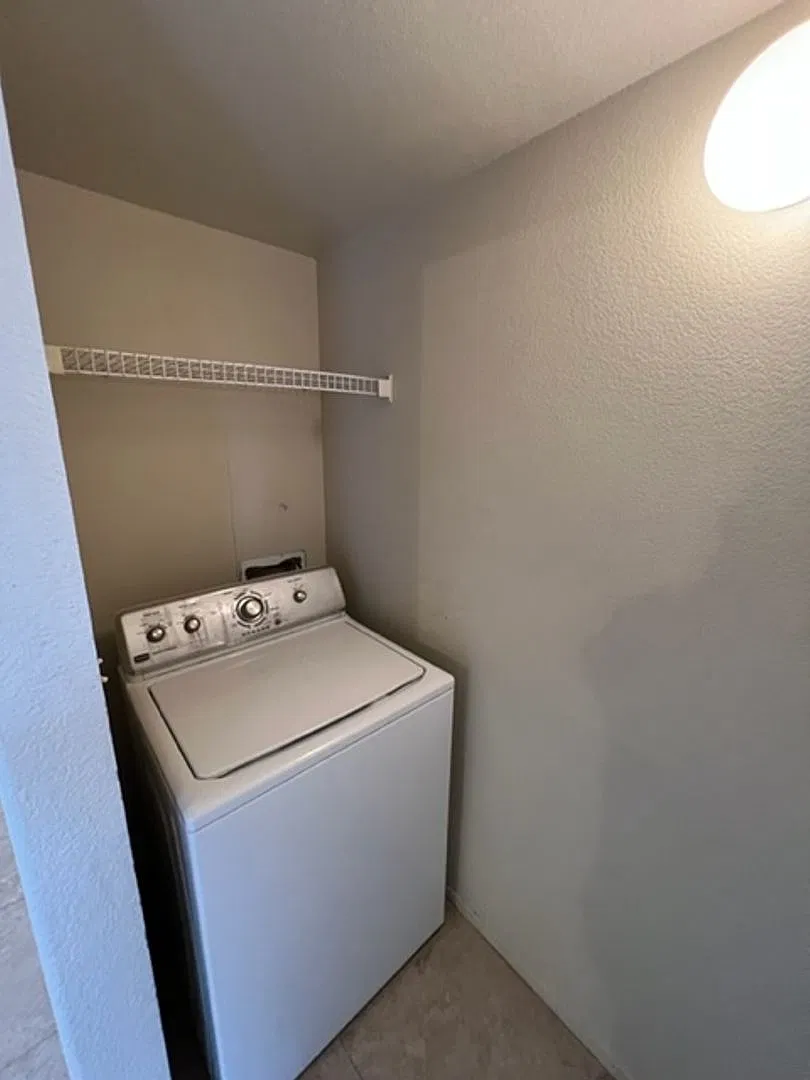 3 bedroom/2 bath first floor condo with Tile, gated w/pool, 215 & Rainbow! — Photo 1