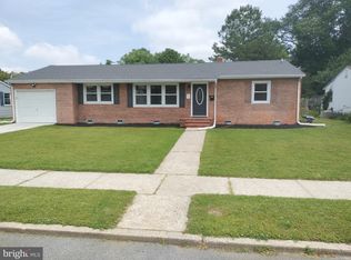 725 W Ivy Dr, Seaford, DE 19973
