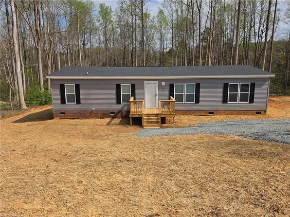 196 Briar Creek Ests, Thomasville, NC 27360