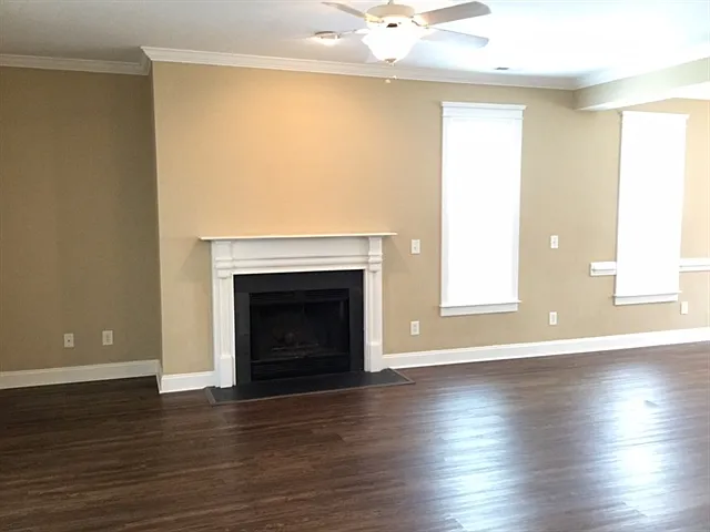 1304 Carol Oaks Dr — Photo 6