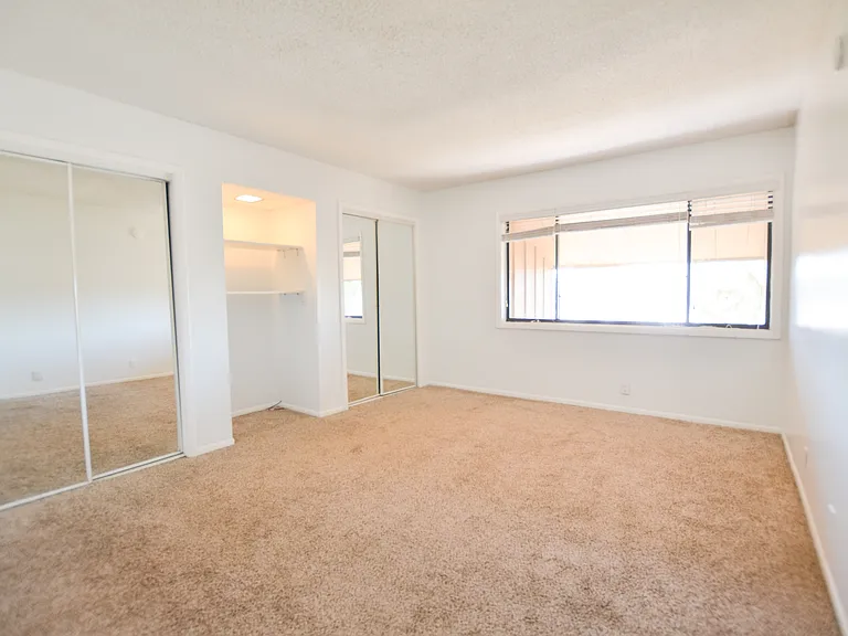 263 Crown Oaks Way — Photo 12