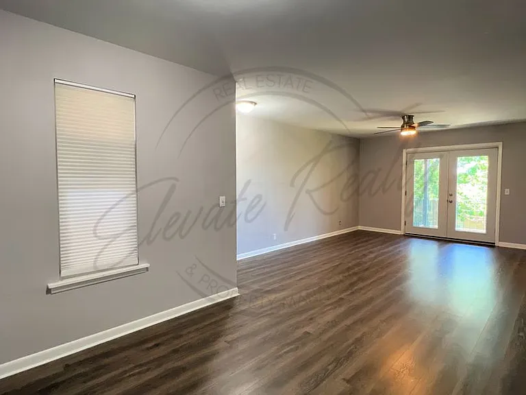 555 N Dupont Ave #C53 — Photo 10