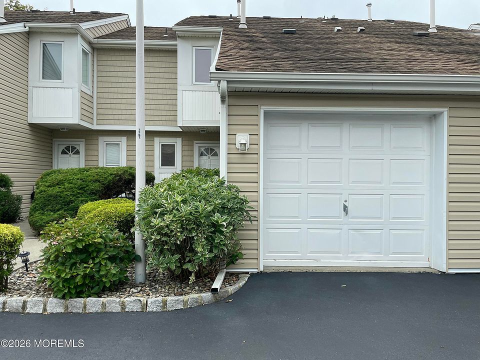 1st image of 60 Cedar Avenue #8