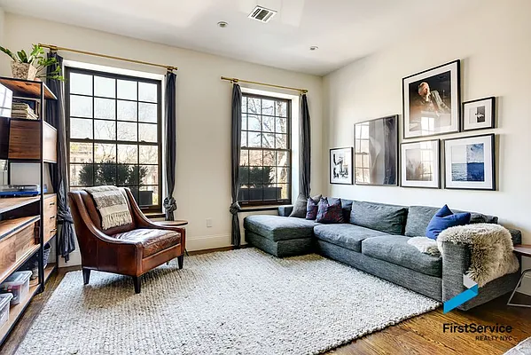 Sold by FirstService Realty (legacy) | media 13