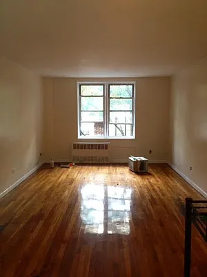 Rented by Roberto Guilbet, LREB | media 29