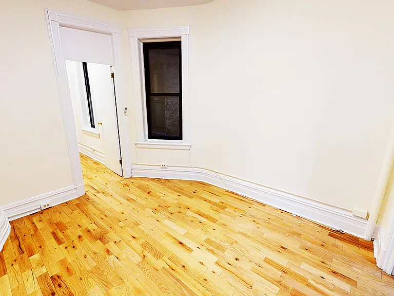 533 E 87th St #3E — Photo 24