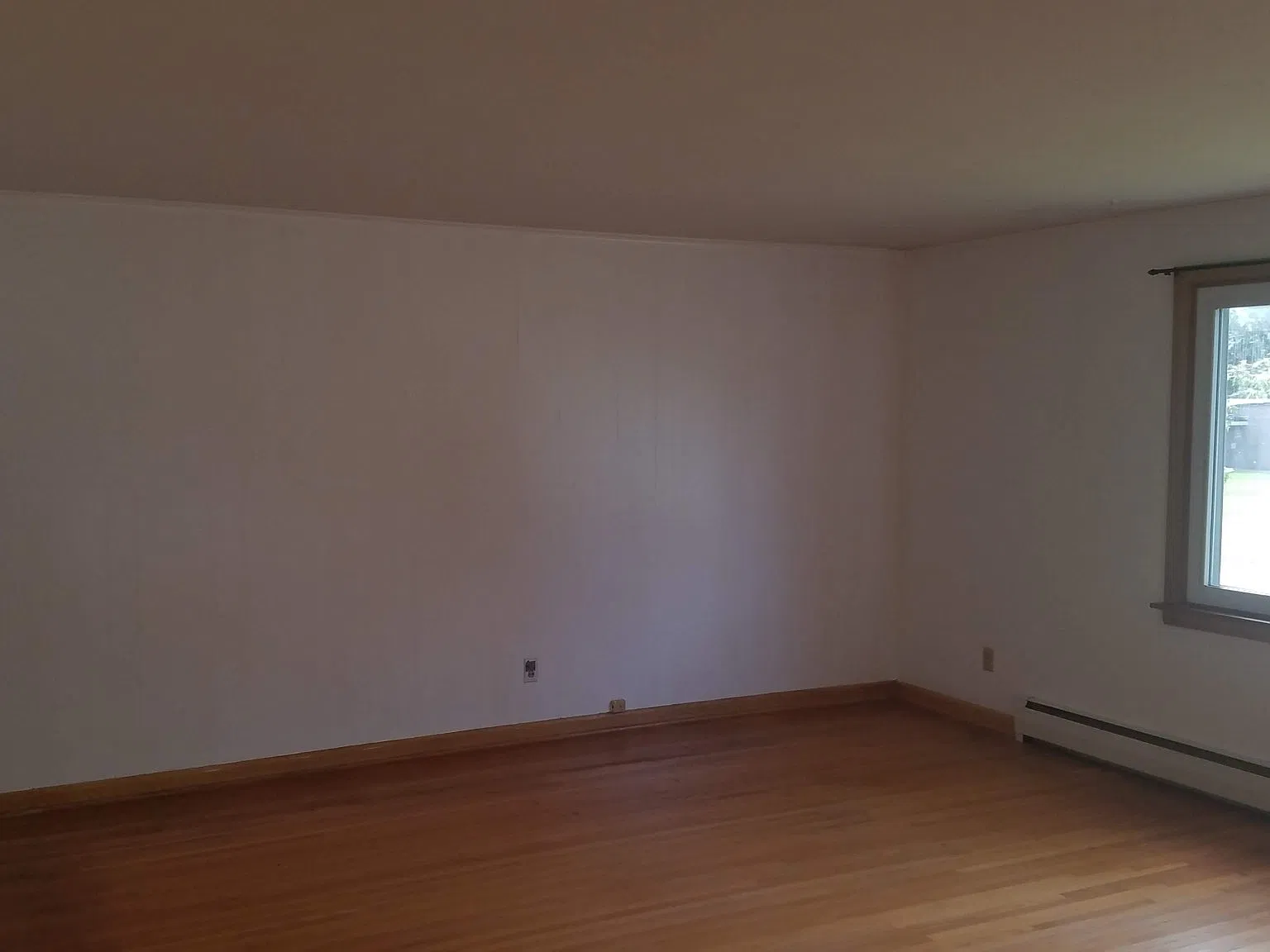 3 bed, 1500 sqft, $1,700 — Photo 4