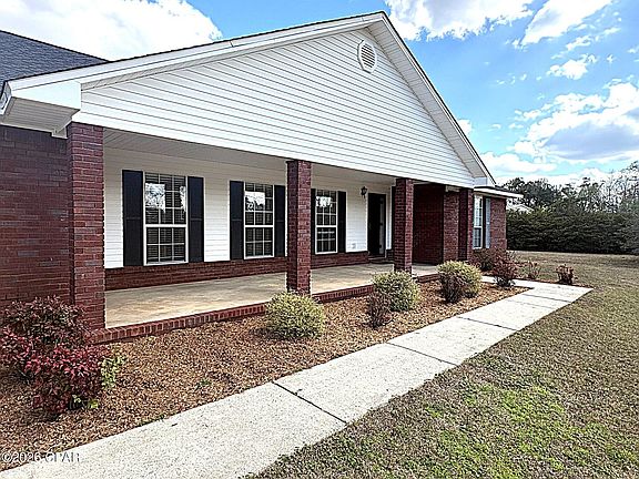 4th image of 3352 Caverns Rd