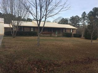 828 Shawnee Cir, Byron, GA 31008