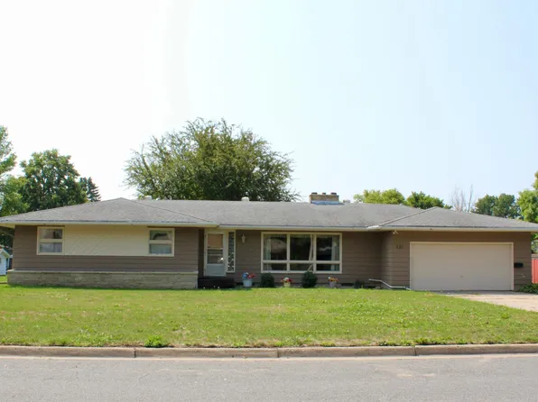 301 5th St NW, Blooming Prairie, MN 55917