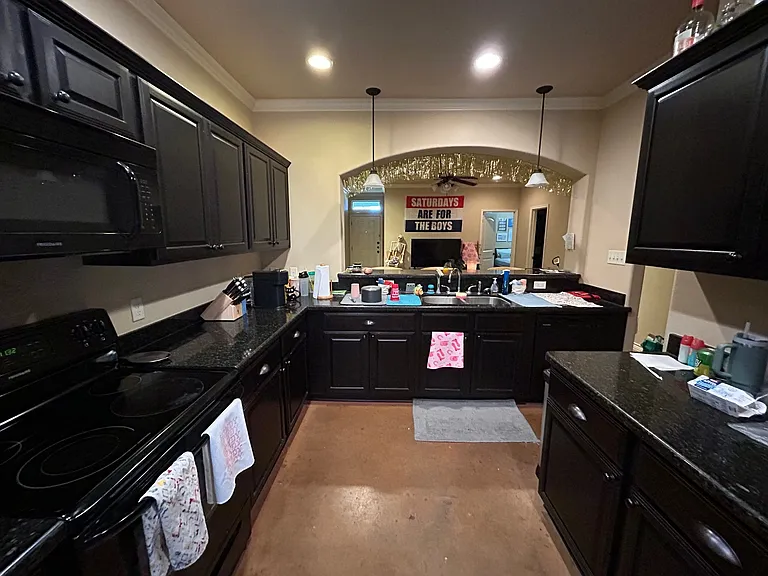 3501 General Pkwy #1 — Photo 8