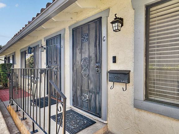 5th image of 646 Coronado Ave APT C