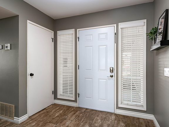 4th image of 44863 Harlas Ave