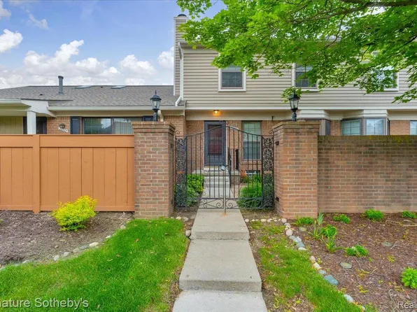 22331 Peachtree, Novi, MI 48375