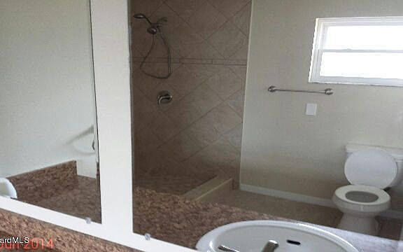 5th image of 532 Carriage Cir