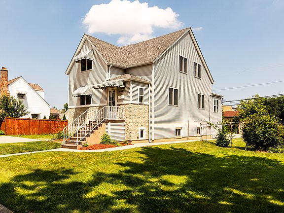 2nd image of 4829 Forster Ave