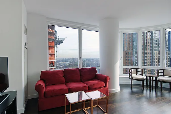 Sold by Corcoran | media 19