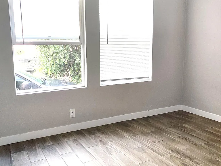 901 N Arrowhead Ave #204 — Photo 6