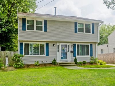 391 Plumtree Rd, Springfield, MA, 01118