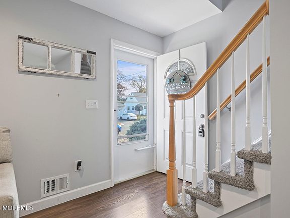 5th image of 962 Mercer Drive