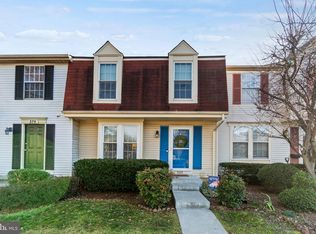 520 Palmspring Dr, Gaithersburg, MD 20878