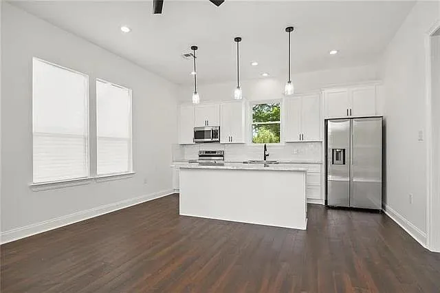 2 bed, 1.0 bath, 960 sqft, $1,650 — Photo 3