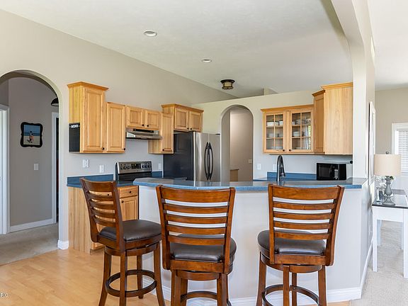 4th image of 27668 Birmingham Ct