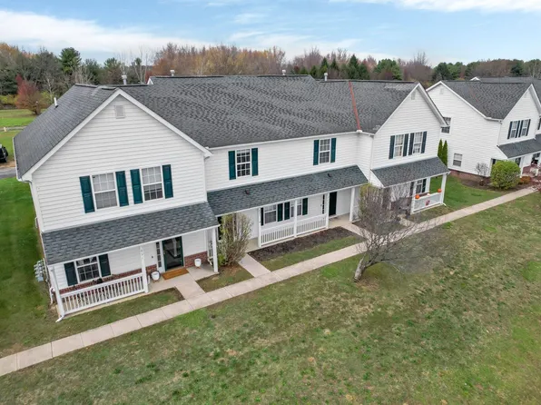 707 Pondview Dr #36, Grove City, OH 43123