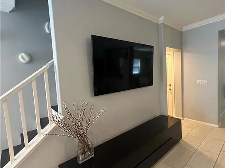 8333 Spanish Creek Ct — Photo 1