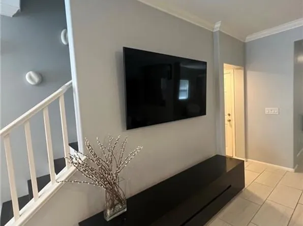 8333 Spanish Creek Ct, Las Vegas, NV 89149