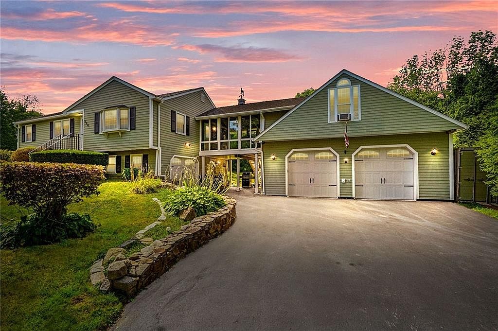 554 Joslin Rd, Burrillville, RI 02830 Zillow