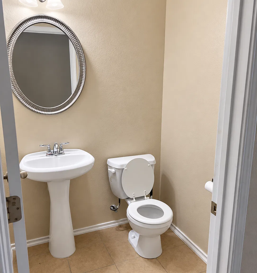 3 bed, 2.5 bath, 1720 sqft, $1,850 — Photo 1