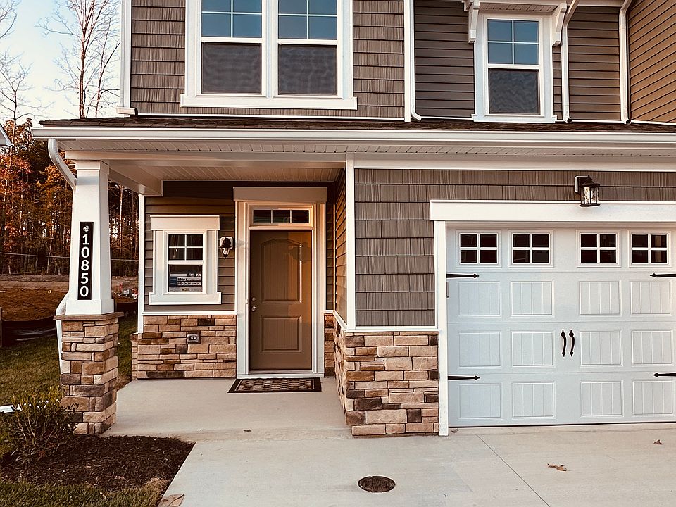 Corner Town Home with 1 car attached garage