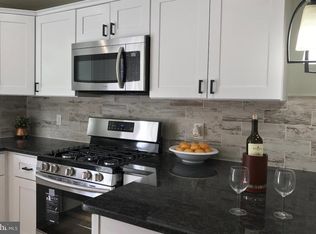 2010 S Hutchinson St, Philadelphia, PA 19148