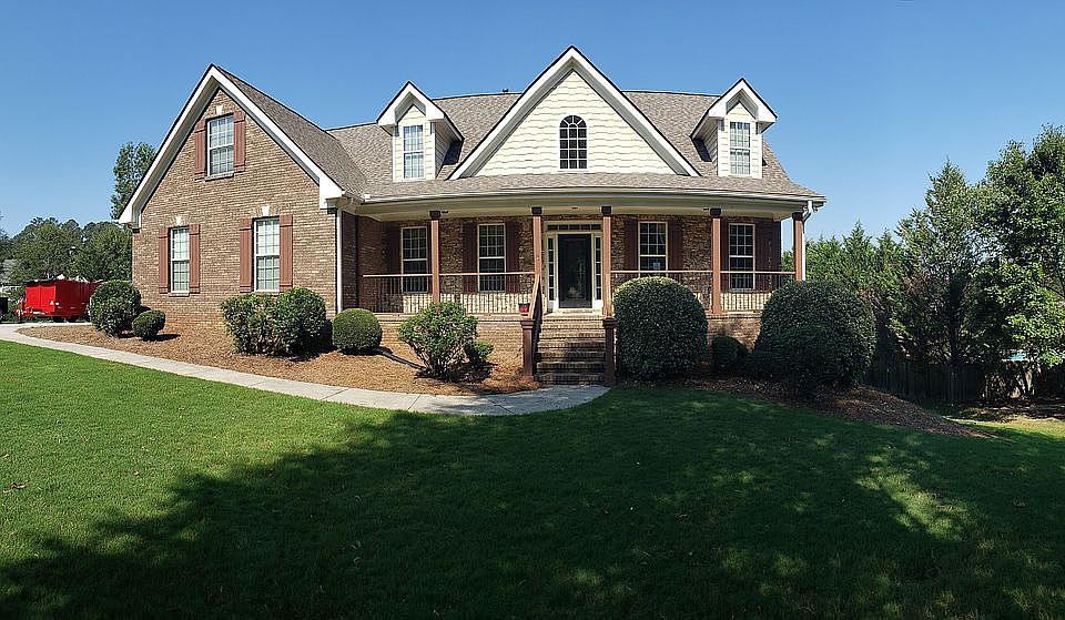 2nd image of 409 Sandy Cove Dr