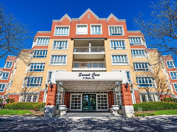 3rd image of 16 Raglan St #404