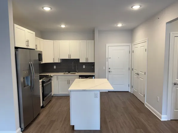 40 Park Ave, Park Ridge, NJ