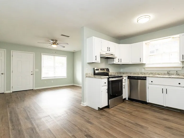 1701 Mulberry St #B — Photo 4