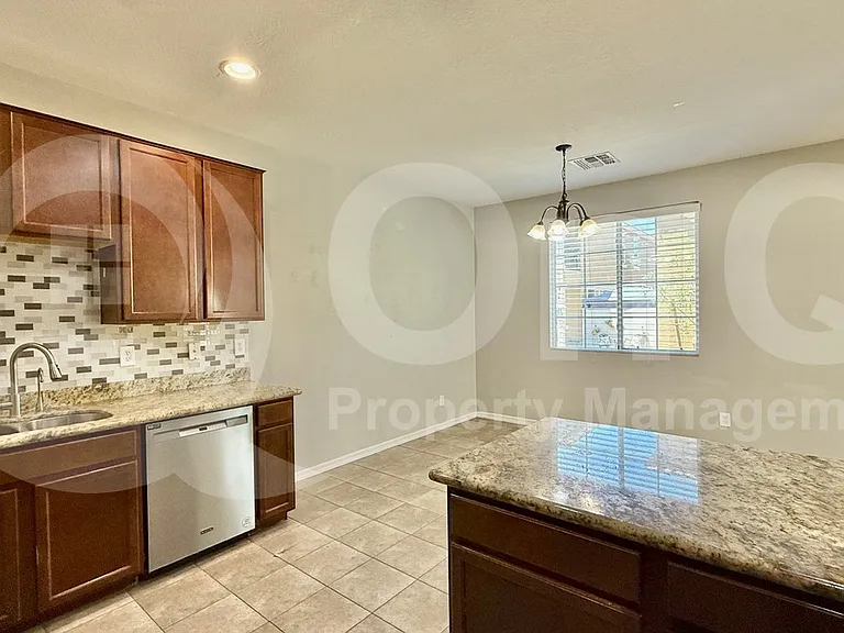 950 S Wallrade Ln — Photo 24